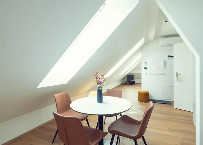 Apartament Leonart Living 61 *